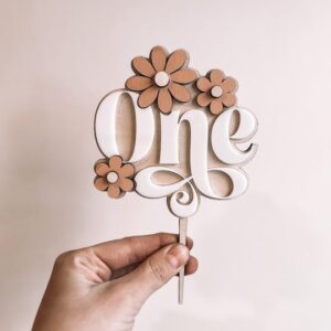 Cake topper